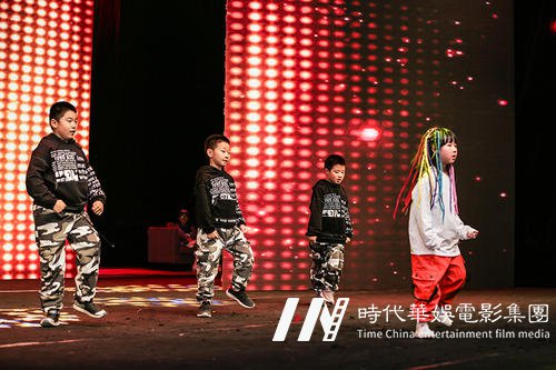 少儿舞蹈基础训练教学如何进行(图2) 少儿舞蹈基础训练教学如何进行(图2)