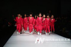 少儿模特训练可以修正孩子不良生活习惯