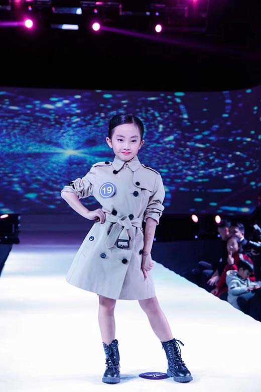 李婉菲