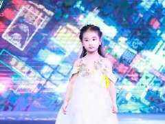 陈泓伊 | 青时·青梧高级定制国潮汉服溶洞大秀深圳赛区
