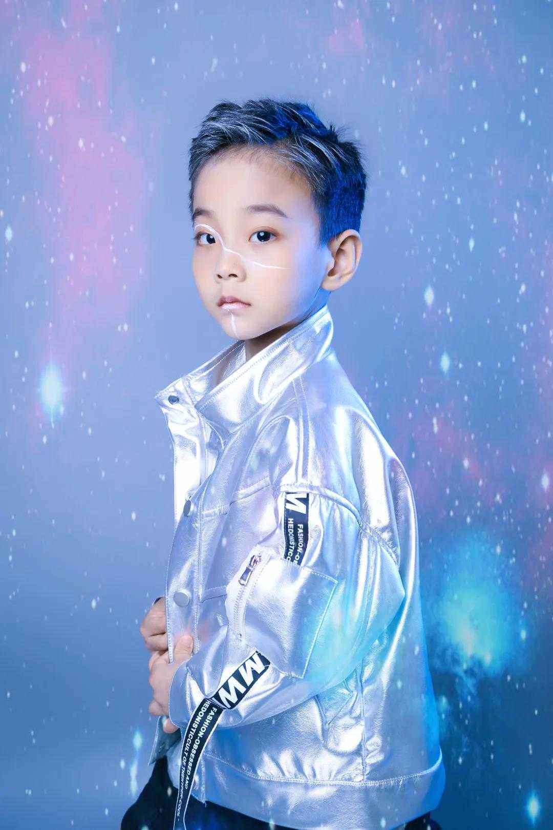 环球童影星少儿才艺盛典 赵程睿(图3) 环球童影星少儿才艺盛典 赵程睿(图3)