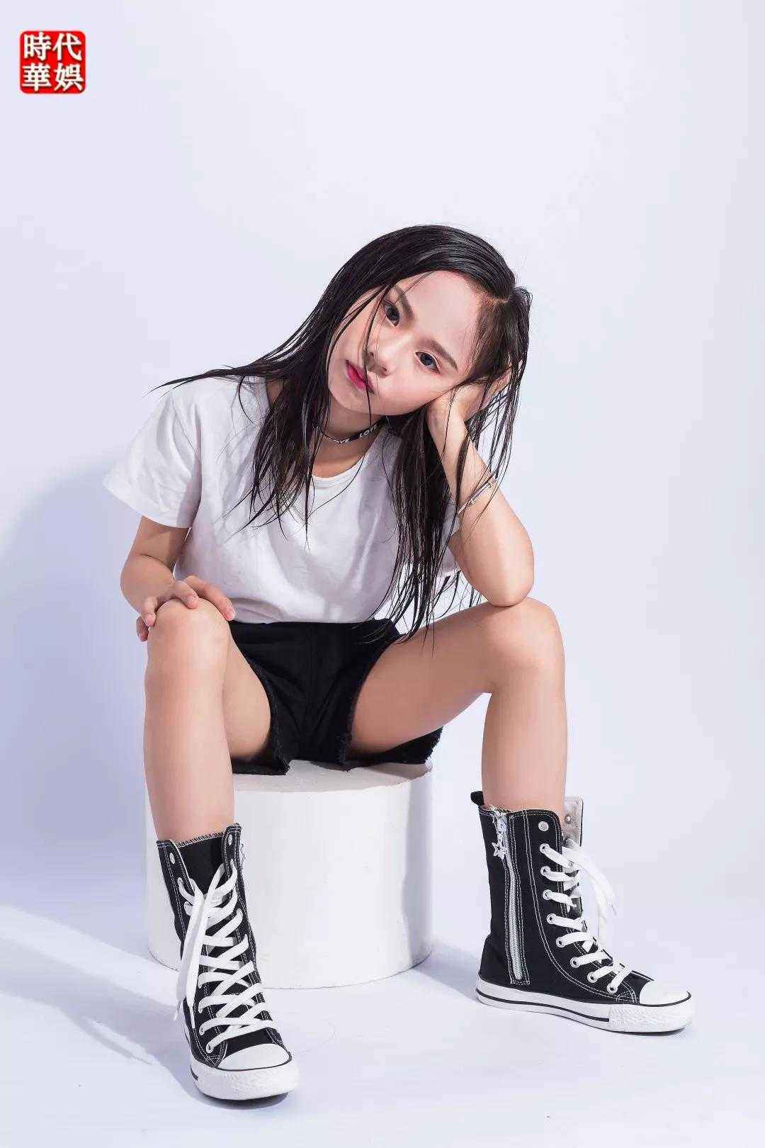 VIP艺员祖诗雨--舞台上的精灵女孩(图3) VIP艺员祖诗雨--舞台上的精灵女孩(图3)
