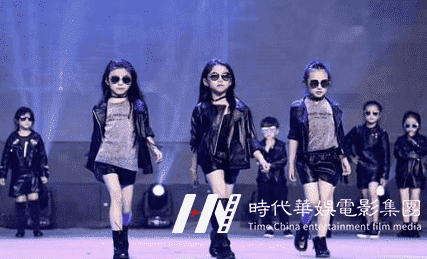 让孩子参加少儿模特大赛有哪些好处?家长一定要了解!(图1) 让孩子参加少儿模特大赛有哪些好处?家长一定要了解!(图1)
