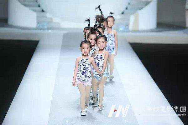 为什么要在环球童影参加少儿模特培训?(图5) 为什么要在环球童影参加少儿模特培训?(图5)