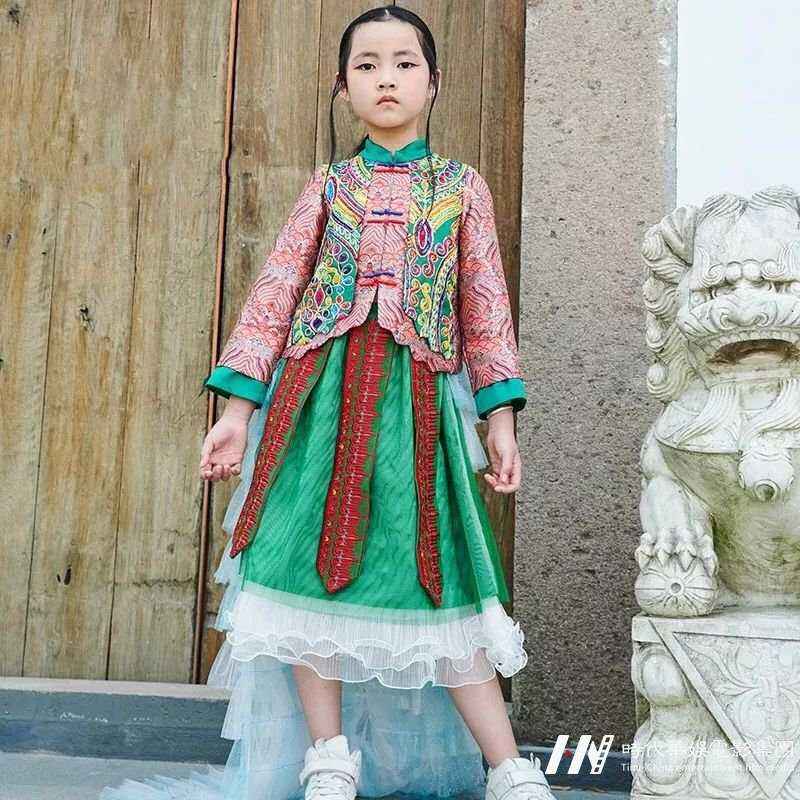 国潮汉服—国际少儿平面模特大赛(图20) 国潮汉服—国际少儿平面模特大赛(图20)
