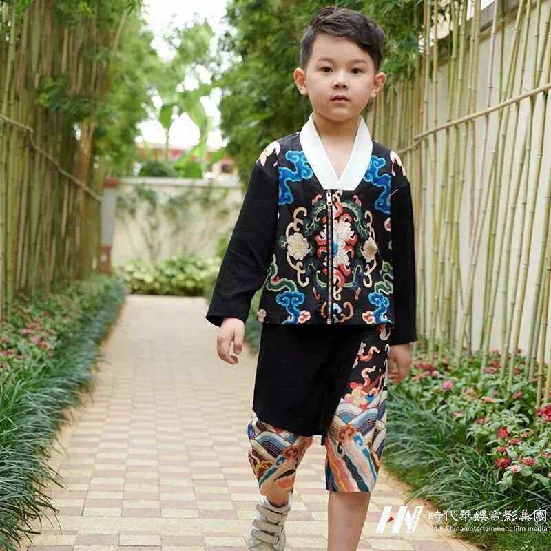 国潮汉服—国际少儿平面模特大赛(图15) 国潮汉服—国际少儿平面模特大赛(图15)