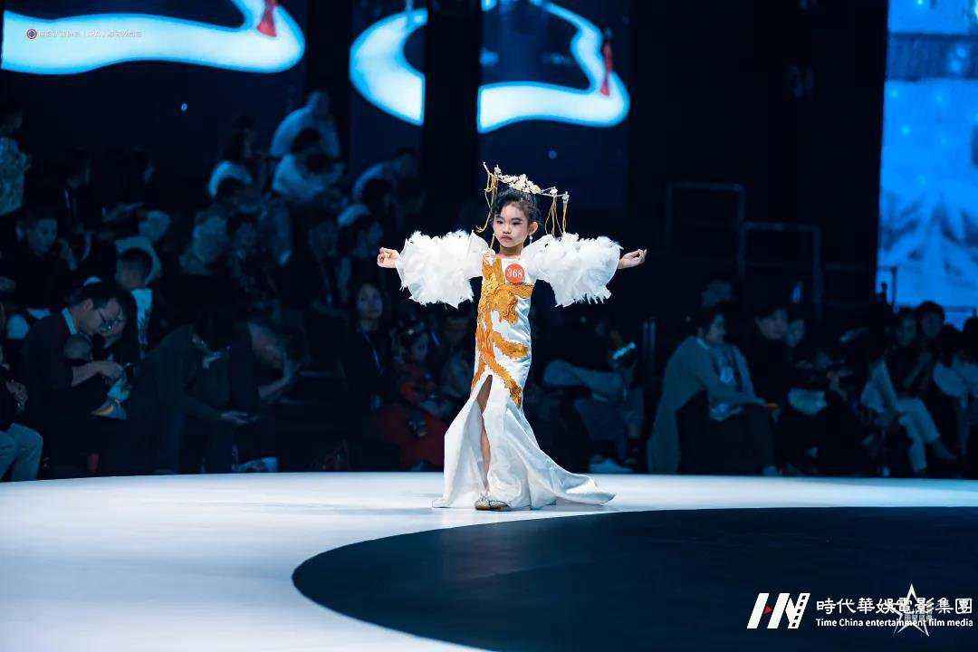 深圳少儿模特培训 | 气质养成 从4岁开始(图1)