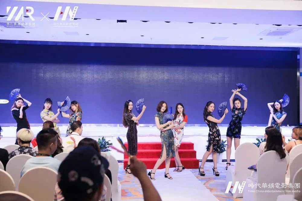 环球童影开展儿童才艺培训交流总结大会(图4) 环球童影开展儿童才艺培训交流总结大会(图4)