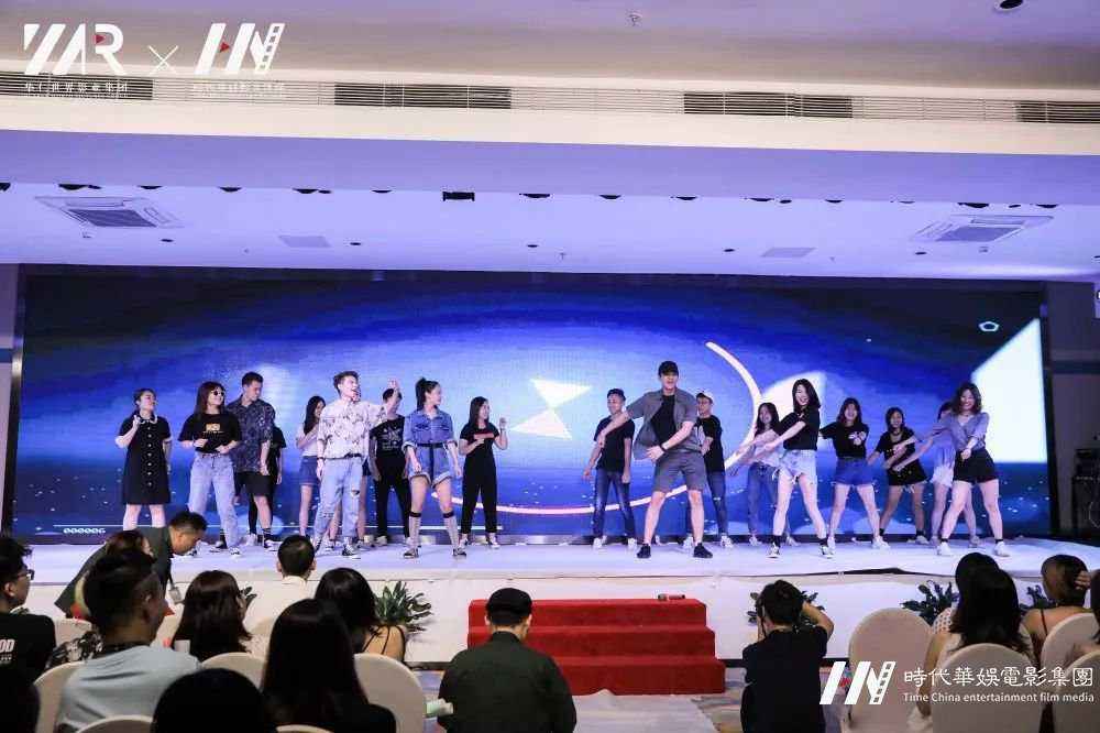 环球童影开展儿童才艺培训交流总结大会(图28) 环球童影开展儿童才艺培训交流总结大会(图28)