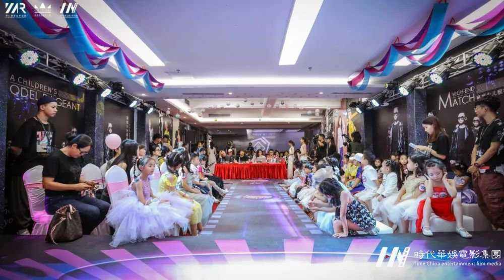 璀璨星光,祥狮献瑞,环球童影开业盛况邀您共赏!(图31) 璀璨星光,祥狮献瑞,环球童影开业盛况邀您共赏!(图31)