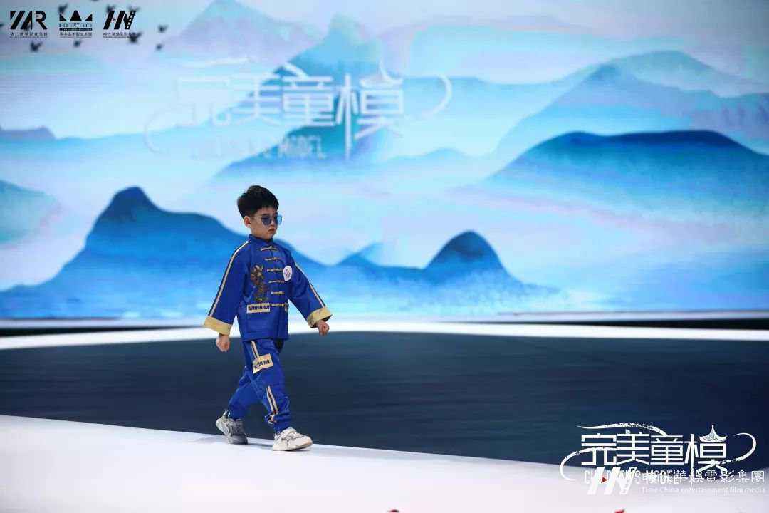 郑博睿｜国潮汉服大赛广东省少儿模特(图4)