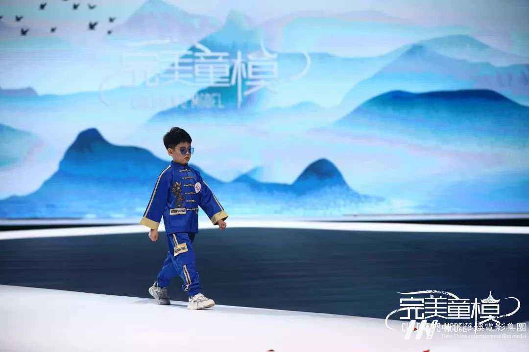 郑博睿｜国潮汉服大赛广东省少儿模特(图16)