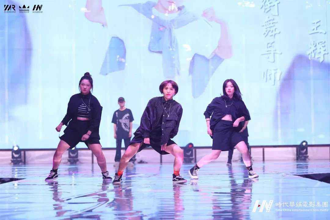 特邀节目 | 2019领先届华娱星少儿才艺盛典总决赛(图16) 特邀节目 | 2019领先届华娱星少儿才艺盛典总决赛(图16)