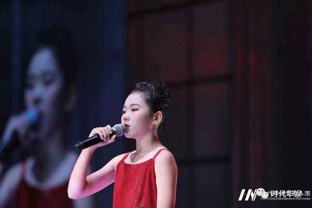 深圳少儿主持培训 深圳少儿主持人培训_主持培训机构就找环球童影(图2)