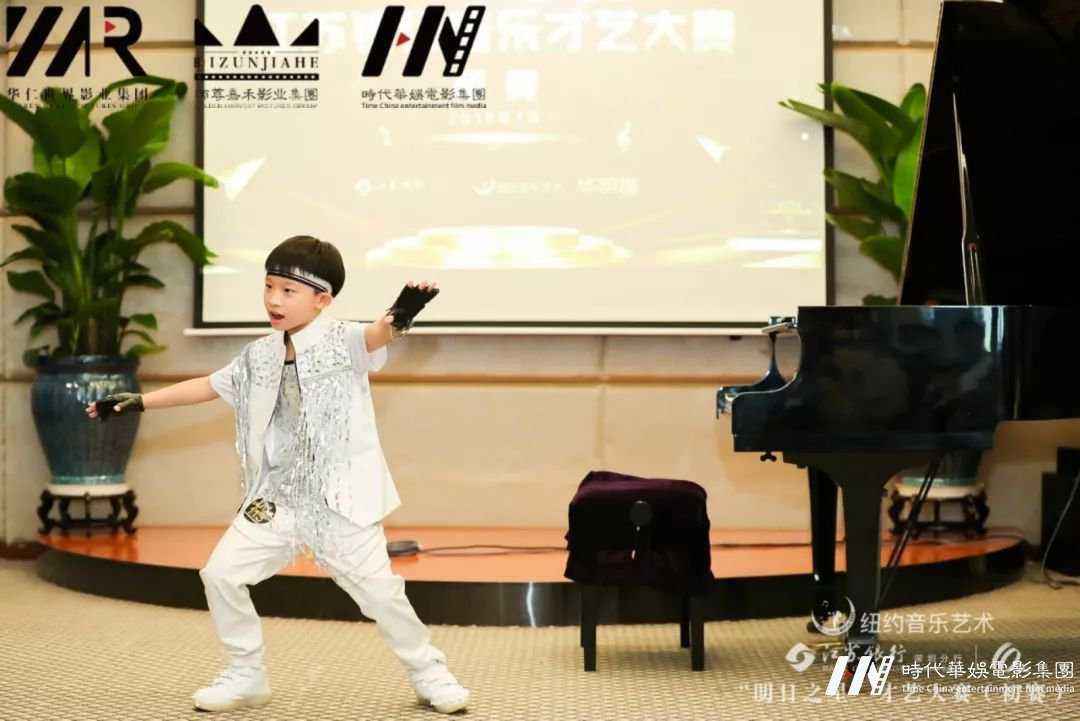 环球童影|2019全年舞台演出回顾重磅来袭(图12) 环球童影|2019全年舞台演出回顾重磅来袭(图12)