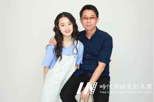 童星教父石宏与他的弟子Bell和叶子嘉(图4)