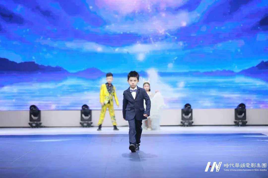 刘书睿| 领先届华娱星少儿才艺盛典总决赛网络人气总冠军(图7) 刘书睿| 领先届华娱星少儿才艺盛典总决赛网络人气总冠军(图7)