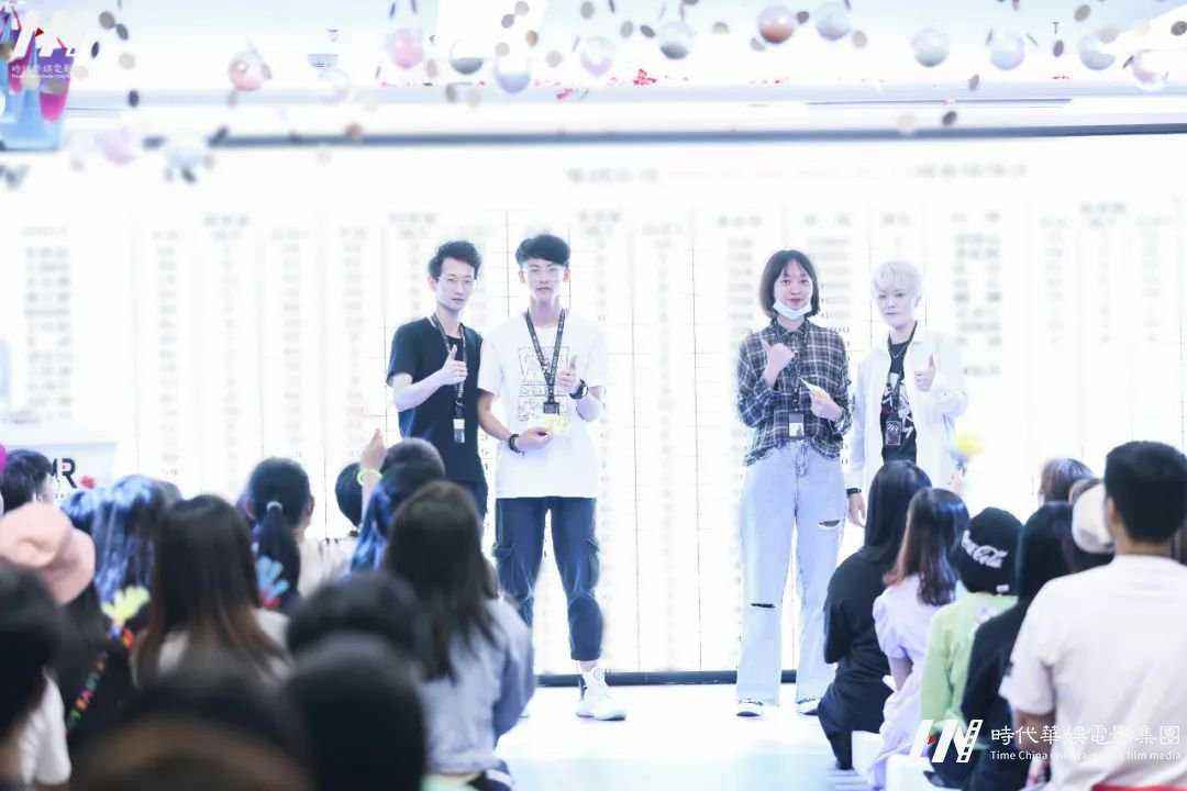迎难而上，涅槃重生 | 环球童影六月第三周周会(图23)
