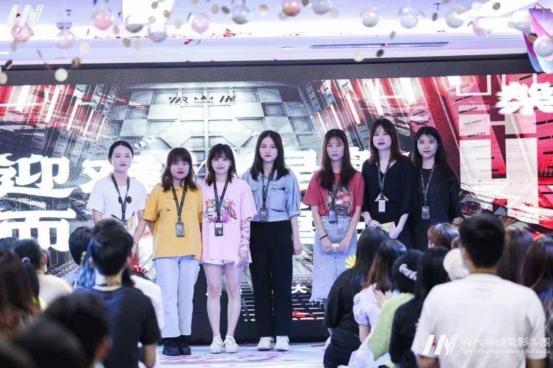 迎难而上，涅槃重生 | 环球童影六月第三周周会(图21)