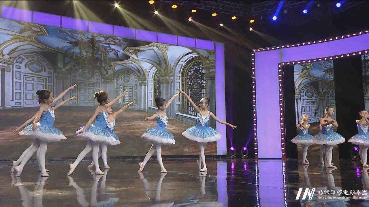 巧学少儿舞蹈旋转技巧(图1) 巧学少儿舞蹈旋转技巧(图1)