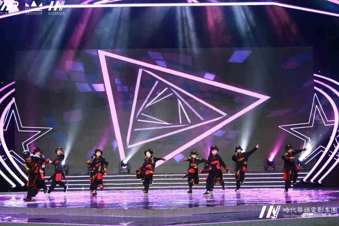 环球童影2020深圳少儿春晚节目《舞魂》(图3)