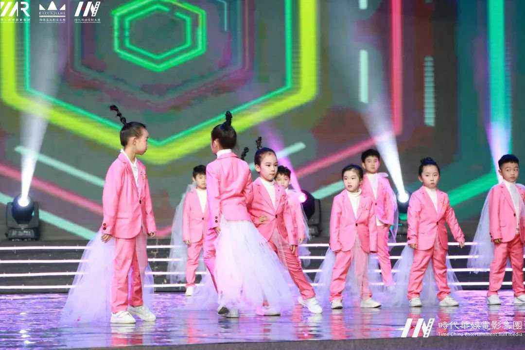 环球童影2020深圳少儿春晚节目《华娱宝贝》(图8)