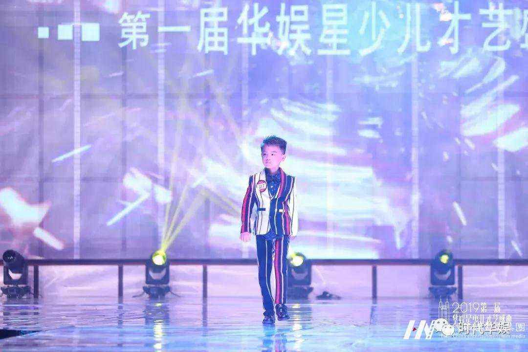 唱歌五音不全的儿童应该怎么学声乐培训?(图1) 舞台表演-环球童影