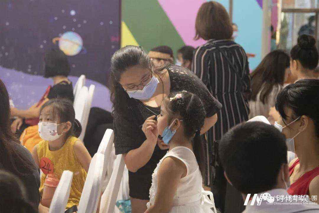 儿童学播音主持和声乐可以一起学吗?(图1) 播音主持