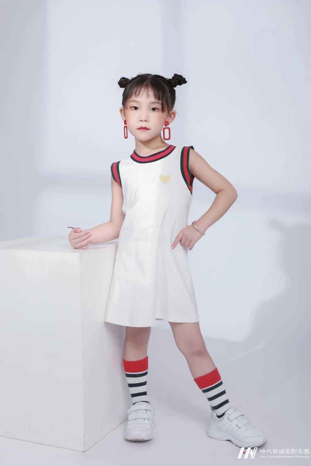 微信图片_20200813174717.jpg 干货分享|解锁拍摄模卡新姿势(图8)