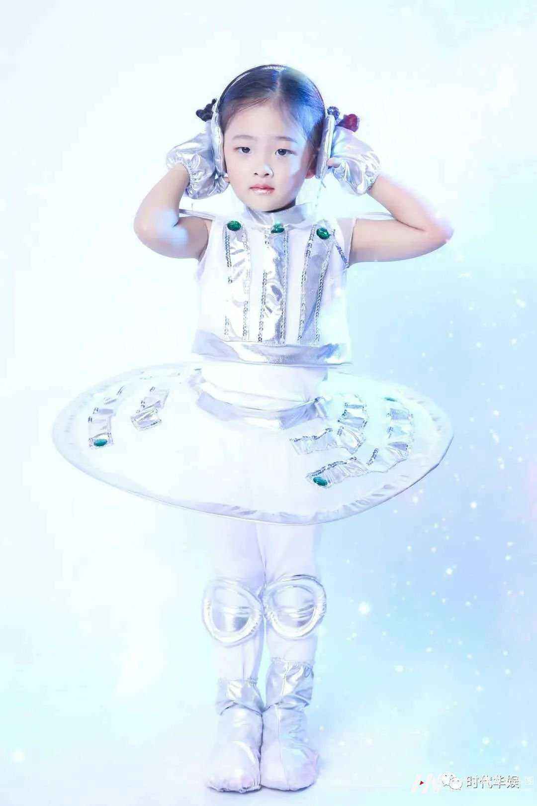 辛雨霏 | 2019领先届华娱星少儿才艺盛典(图5)