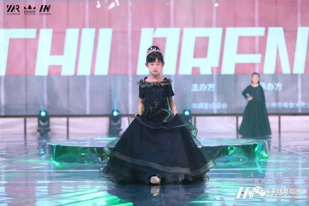领先届华娱星少儿才艺盛典赛事回顾(图9) 领先届华娱星少儿才艺盛典赛事回顾(图9)