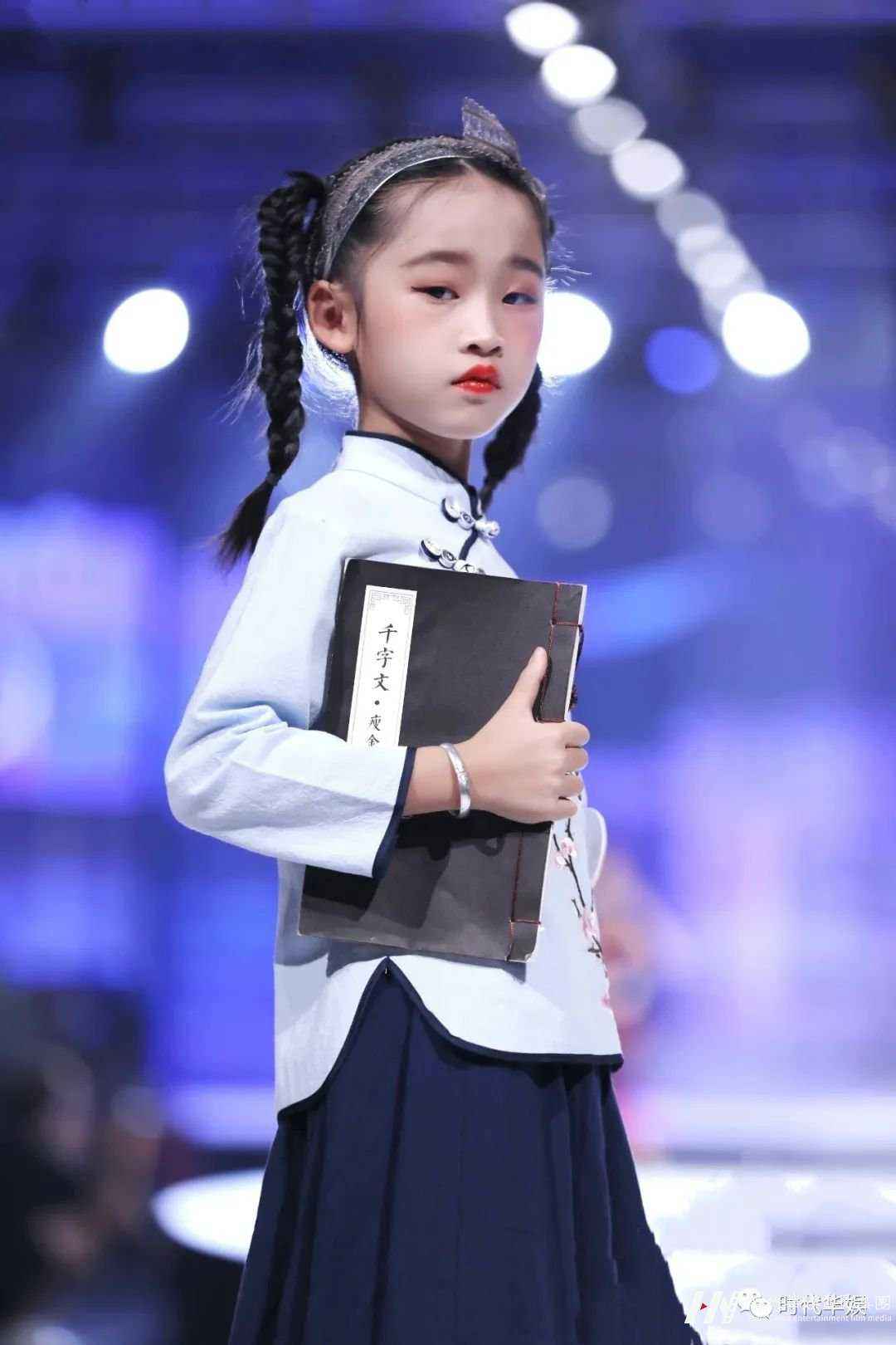 深圳赛区人气亚军荣赐凤 | 2020第五届国际少儿模特明星盛典(图8) 深圳赛区人气亚军荣赐凤 | 2020第五届国际少儿模特明星盛典(图8)
