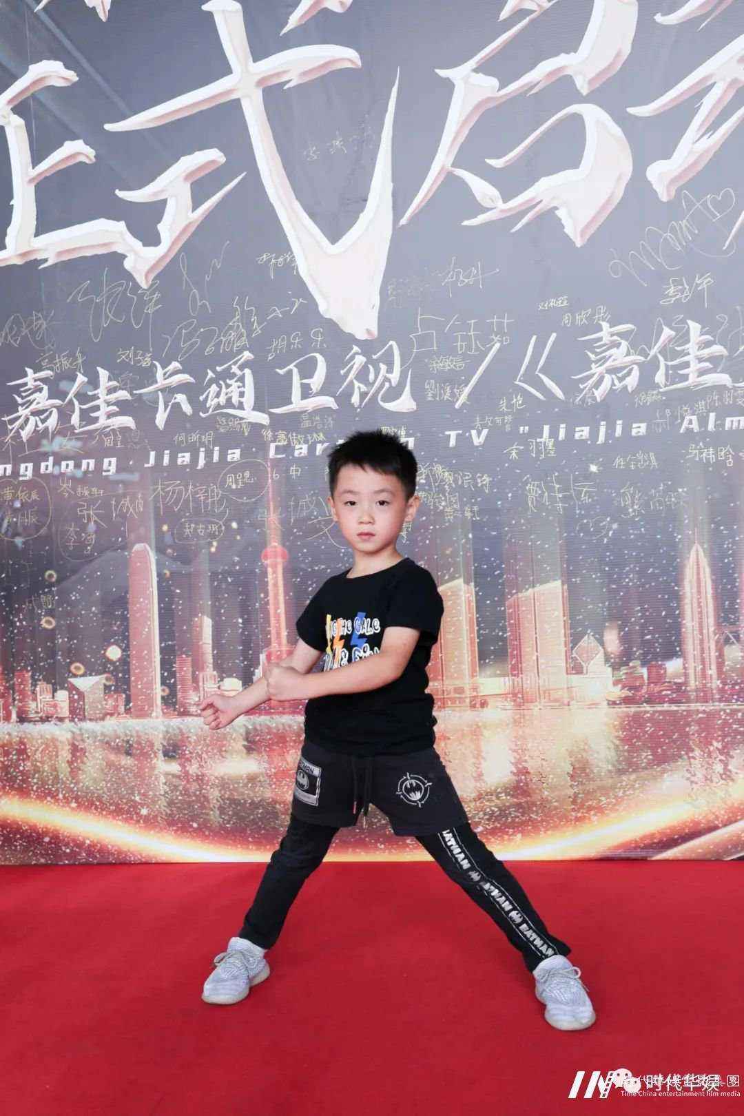 深圳环球童影与嘉佳卡通卫视嘉佳《全能星宝贝》第五届领先场海选圆满成功!(图9) 深圳环球童影与嘉佳卡通卫视嘉佳《全能星宝贝》第五届领先场海选圆满成功!(图9)