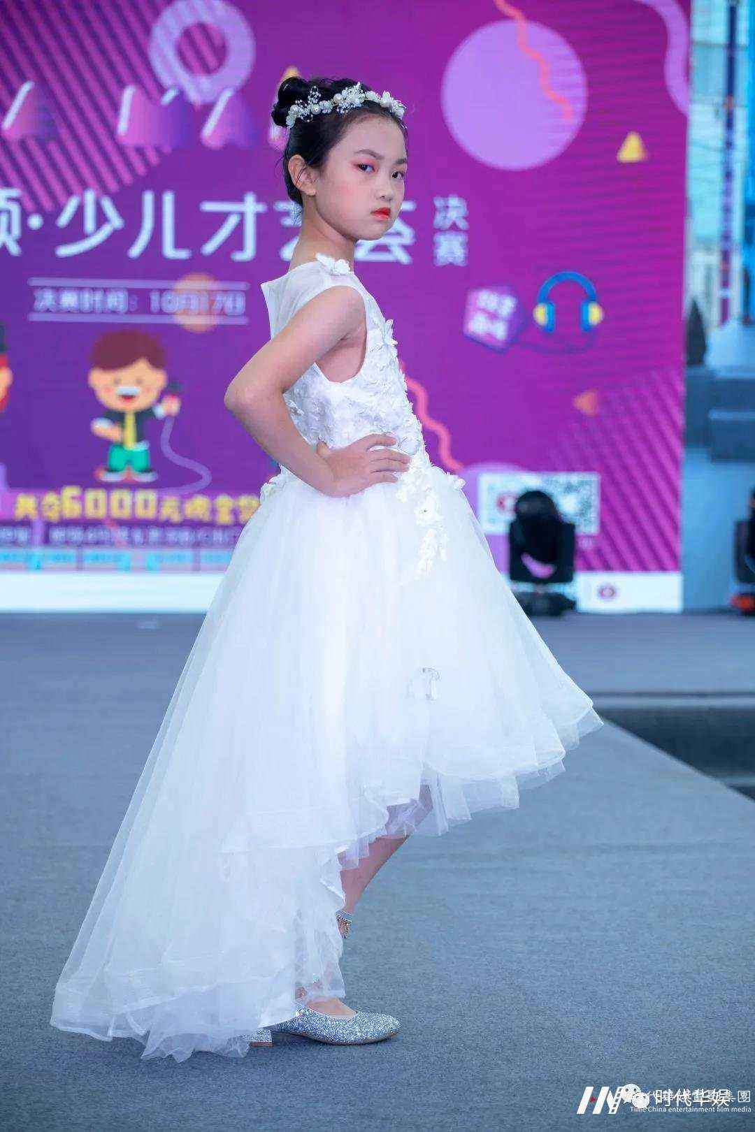 少儿模特怎么训练面部表情?(图2) 少儿模特怎么训练面部表情?
