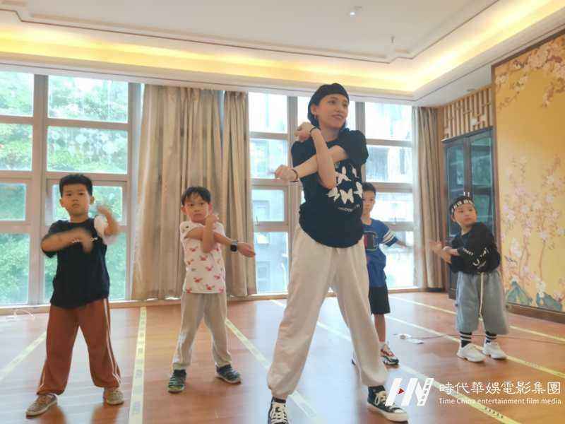 儿童街舞学习深圳哪里有好的培训班02