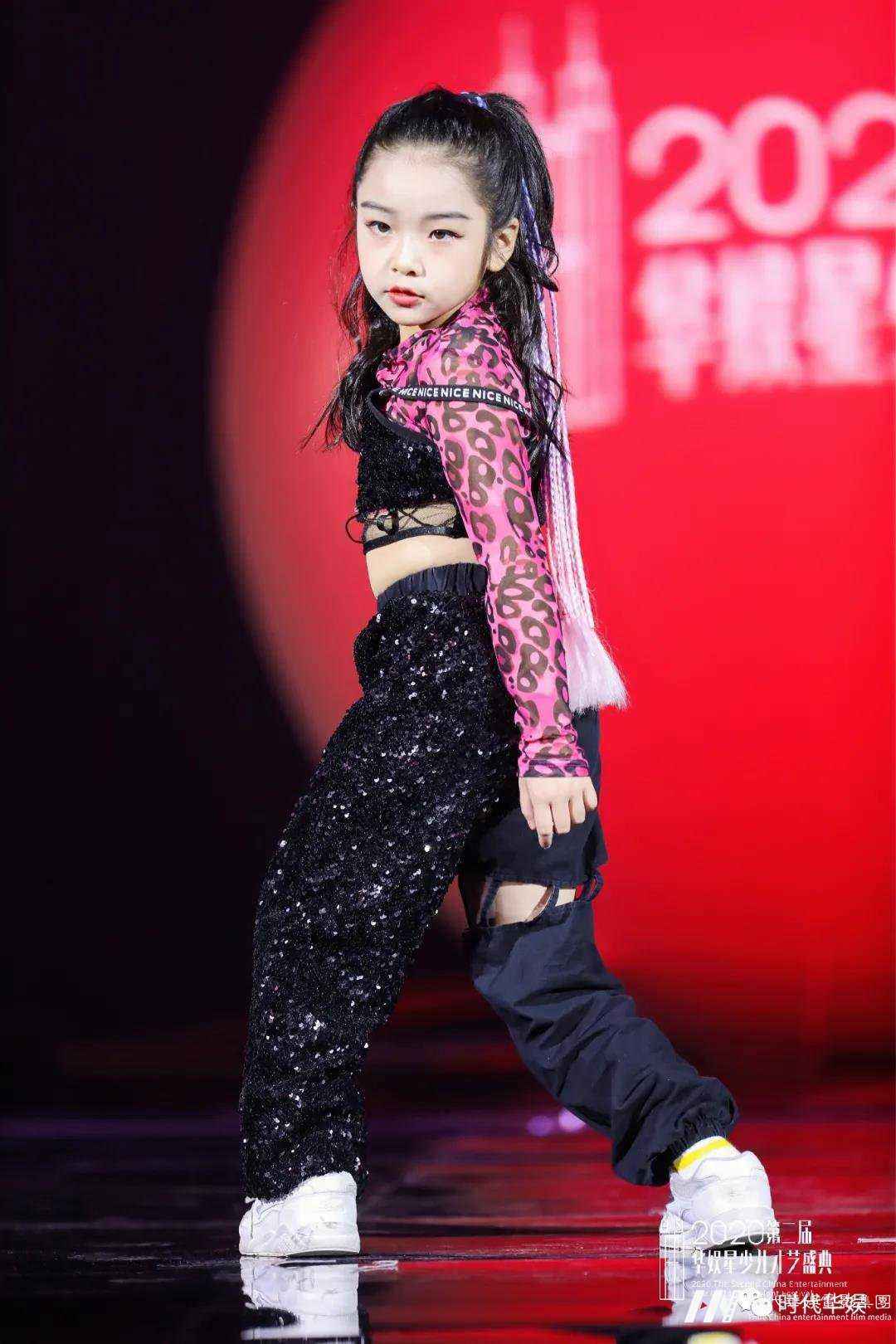 深圳少儿舞蹈班怎么选择?如何让孩子爱上舞蹈(图2) 深圳少儿舞蹈班怎么选择?如何让孩子爱上舞蹈02