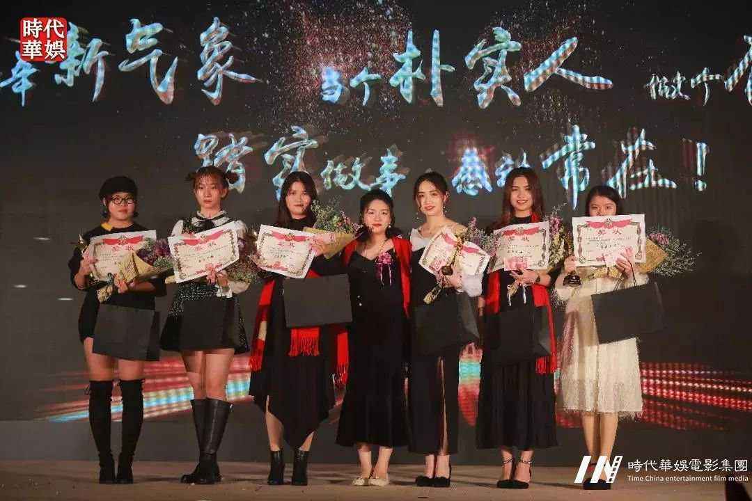 环球童影，2019 ，新年新气象，当个朴实人，做个有心人——踏实做事，感动常在！(图37)