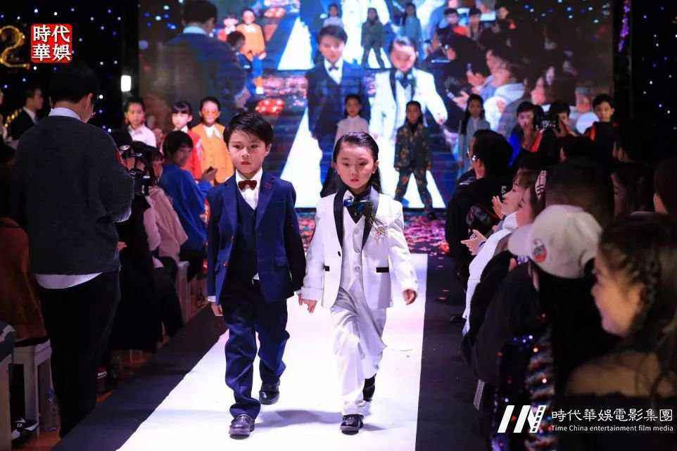 深圳群“星”璀璨|环球童影2019年一月份月大会 节目精彩回顾(图18) 深圳群“星”璀璨|环球童影2019年一月份月大会 节目精彩回顾(图18)