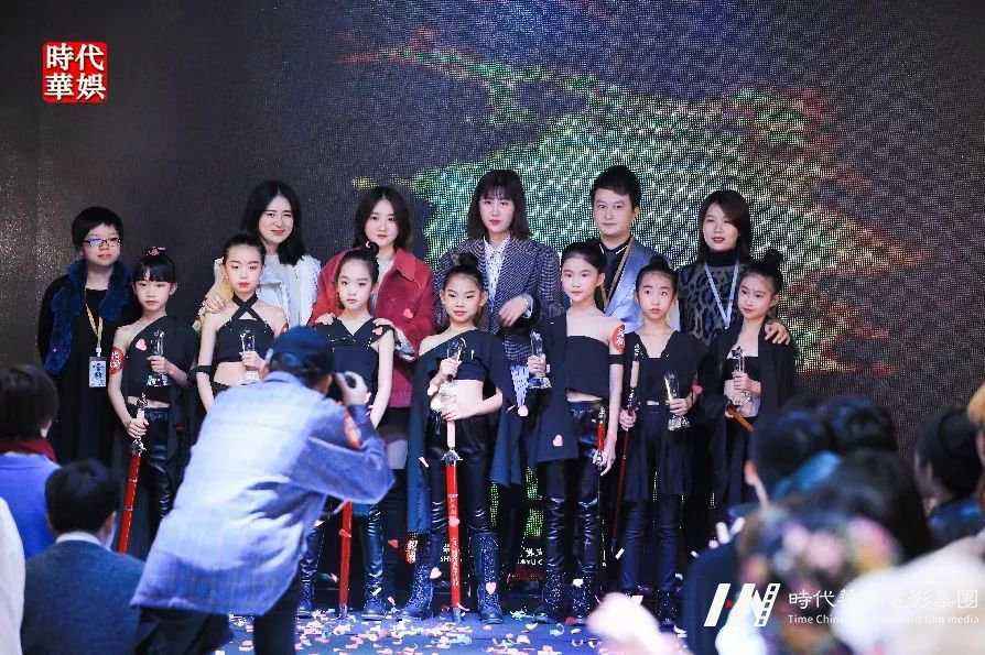深圳群“星”璀璨|环球童影2019年一月份月大会 节目精彩回顾(图8) 深圳群“星”璀璨|环球童影2019年一月份月大会 节目精彩回顾(图8)
