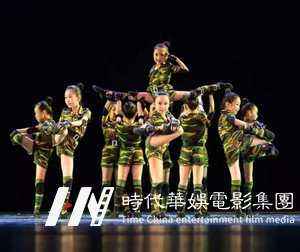 少儿爵士舞学习班|女生适合跳爵士舞吗?(图2) 少儿爵士舞学习班|女生适合跳爵士舞吗?02