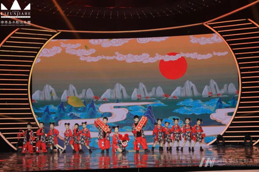2022粤港澳大湾区青少年艺术展演模特表演节目《我们正当潮》