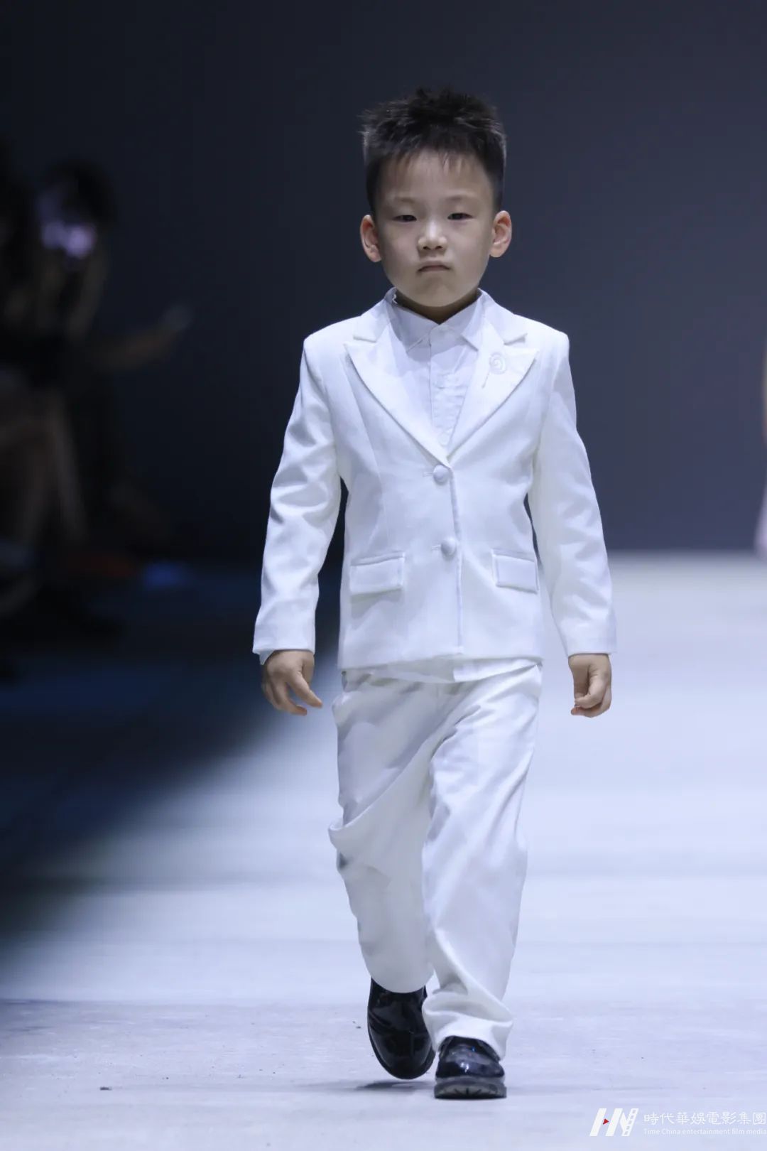 A/W 2022深圳时装周往届秀场回顾(图10)