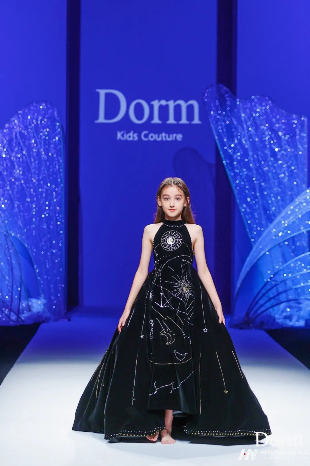 S/S 2023深圳时装周 | 儿童礼服品牌DORM秀场往届回顾(图7) S/S 2023深圳时装周 | 儿童礼服品牌DORM秀场往届回顾(图7)