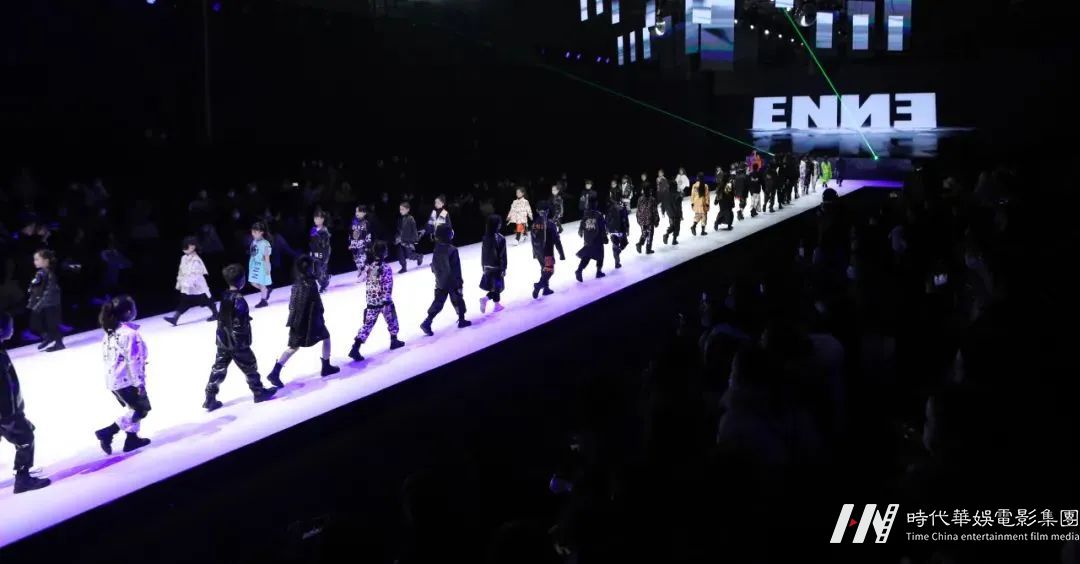 S/S 2023深圳时装周 | 高级定制品牌ENNE秀场往届回顾(图3)