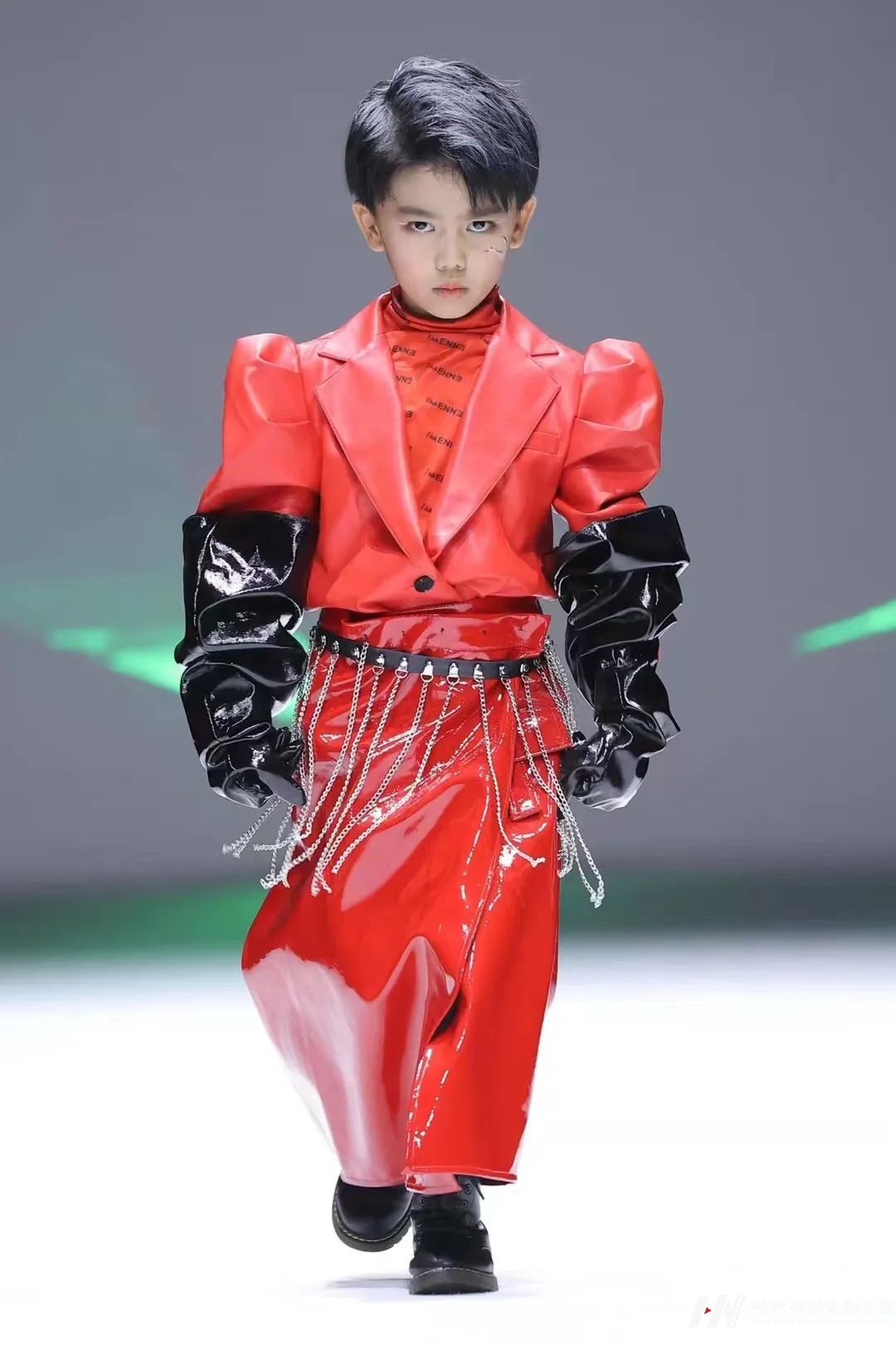 S/S 2023深圳时装周 | 高级定制品牌ENNE秀场往届回顾(图8) S/S 2023深圳时装周 | 高级定制品牌ENNE秀场往届回顾(图8)