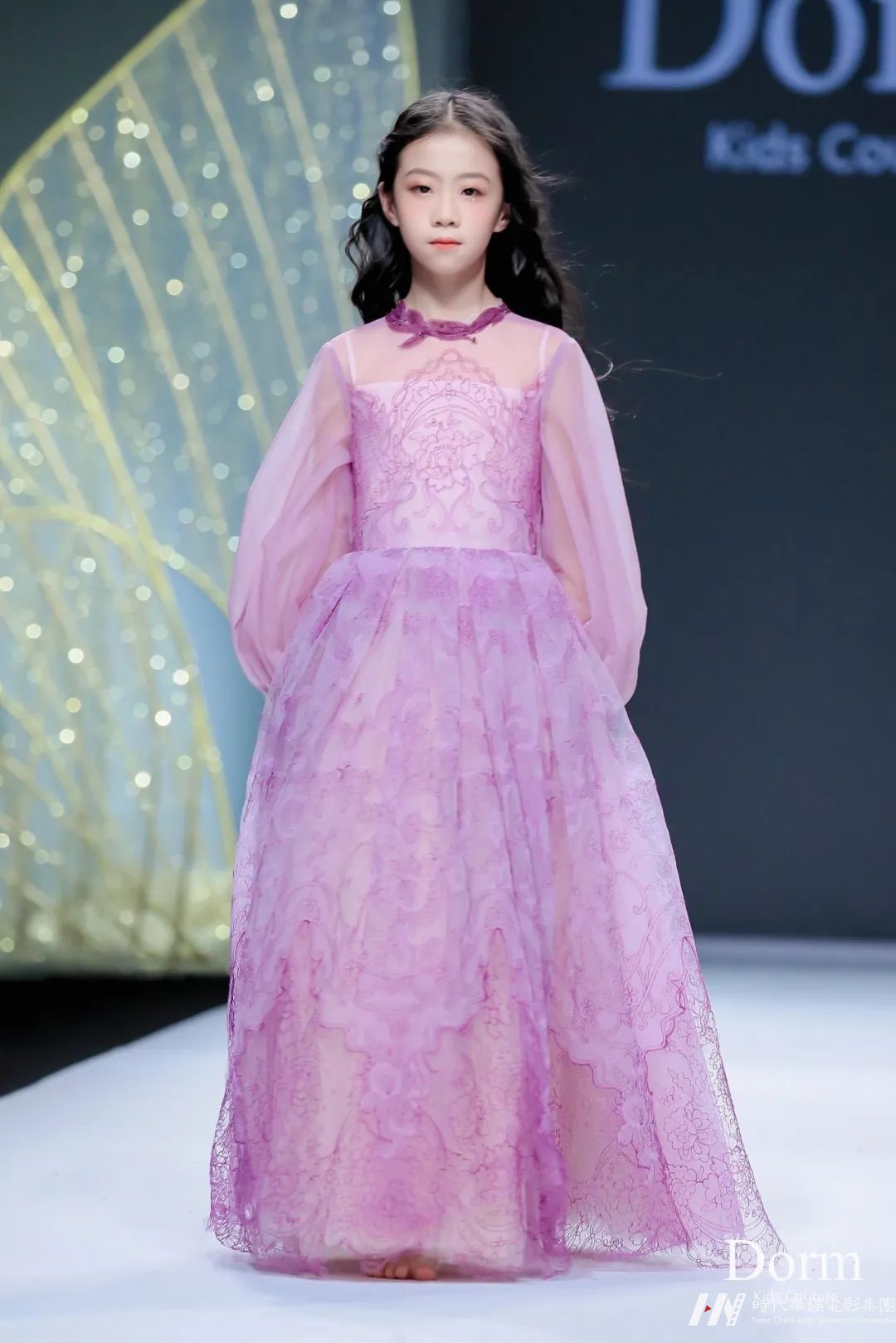 S/S 2023深圳时装周 | 儿童礼服品牌DORM秀场往届回顾(图22) S/S 2023深圳时装周 | 儿童礼服品牌DORM秀场往届回顾(图22)