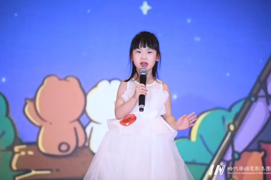 环球童影杭州【华影光线】分公司大型文艺汇演活动回顾(图278) 环球童影杭州【华影光线】分公司大型文艺汇演活动回顾(图278)
