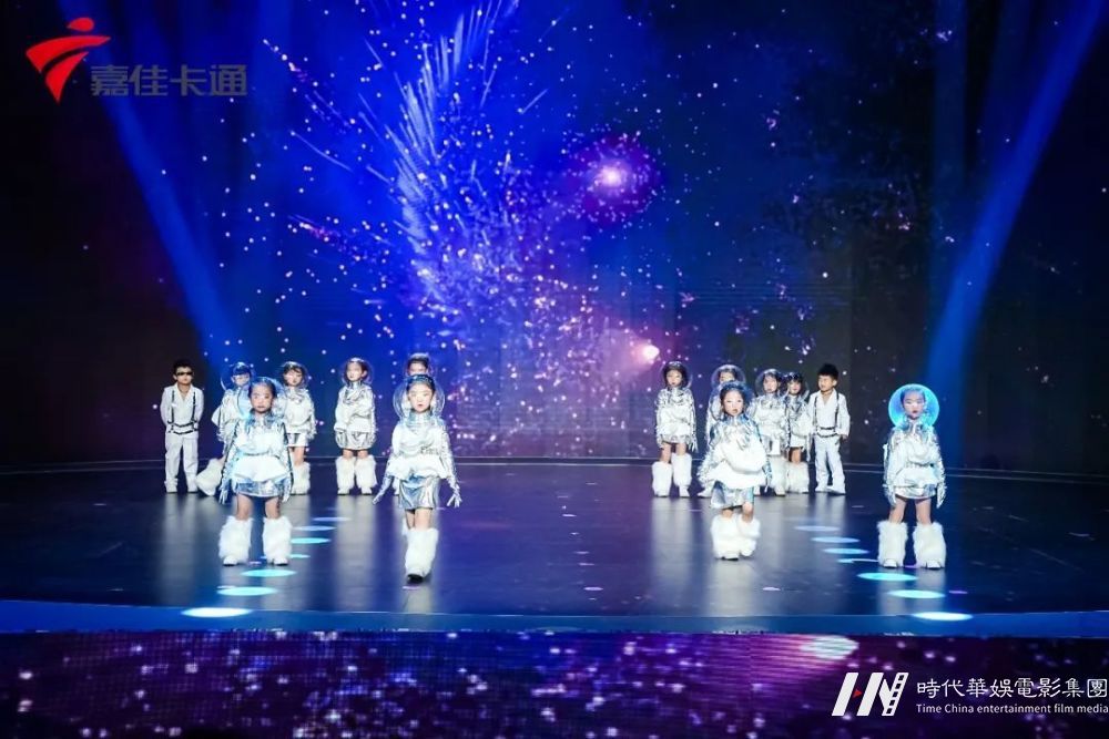 玉兔晓春，新岁年丰，2023年嘉佳全能星新春晚会即将到来(图40)