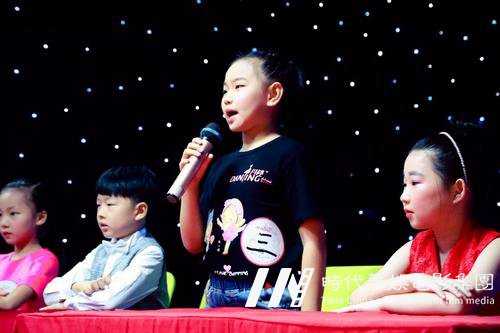 提高少儿口才的方法有哪些?(图1) 提高少儿口才的方法有哪些?01