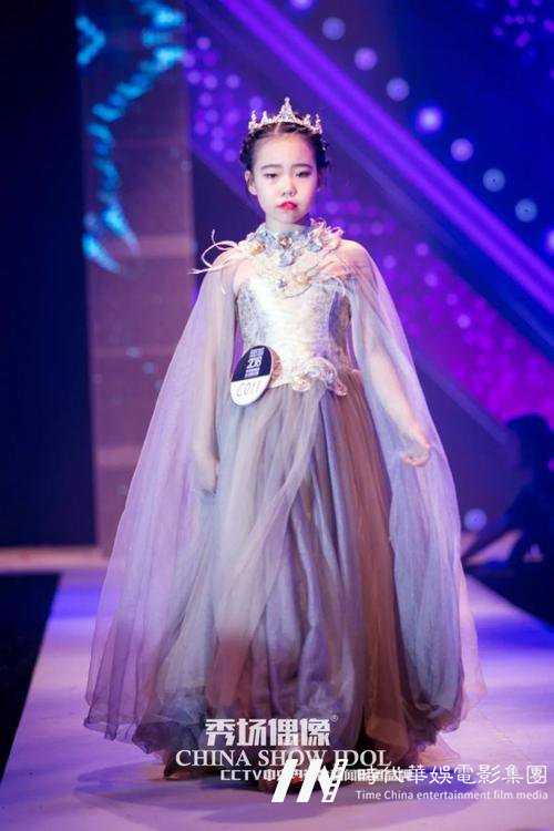 少儿模特培训是幼儿才艺的入门课程(图1) 少儿模特培训是幼儿才艺的入门课程(图1)